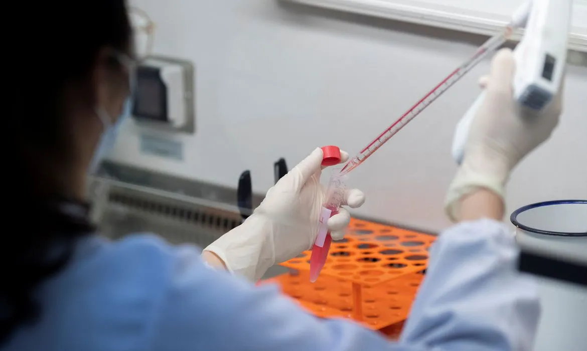 Covid-19 - cientistas lançam campanha de doação de insumos para testes