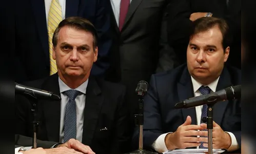 Maia: momento é de superar crise e salvar vidas, e não de discutir impeachment