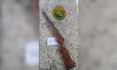 Jovem é preso com espingarda e munições no João Paulo, em Apucarana 