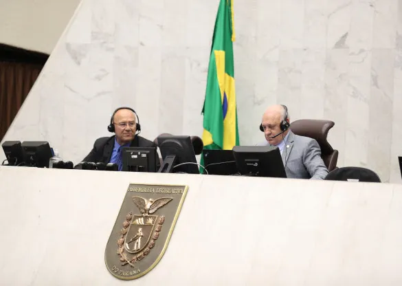 Sessão plenária desta segunda-feira (06) realizada de forma remota na Assembleia Legislativa do Paraná. (Créditos: Dálie Felberg/Assembleia)
