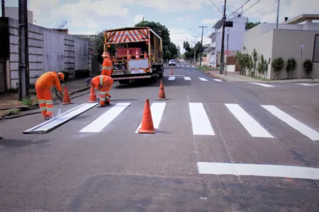 Com recursos estaduais, Arapongas investe R$ 497 mil em sinalização viária