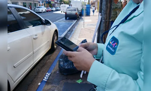 Funcionários do rotativo acusam empresa de não pagar salários e verbas rescisórias, em Arapongas