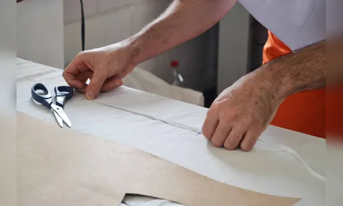 Presos do Paraná produzem materiais de proteção individual