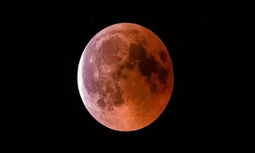 Superlua atinge ápice nesta quarta-feira 