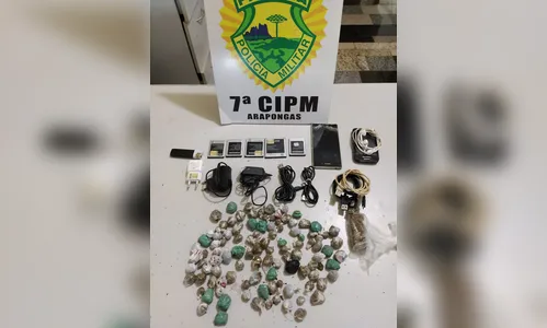 Homem é preso jogando drogas e celulares para dentro da cadeia de Arapongas