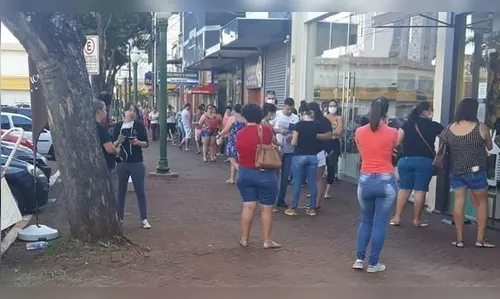 GCM fiscaliza loja no centro de Apucarana 