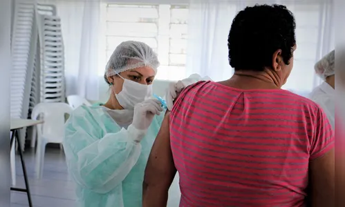 Arapongas realiza vacinação contra a gripe no CCI do Jardim Petrópolis, nesta terça