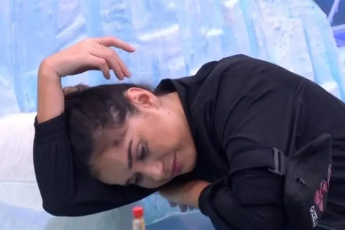 Gizelly deve deixar o Big Brother Brasil 20 nesta terça-feira (14)