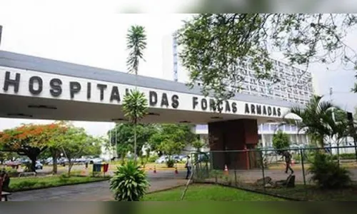 Ex-militar do Exército de 99 anos, recebe alta após derrotar a Covid-19
