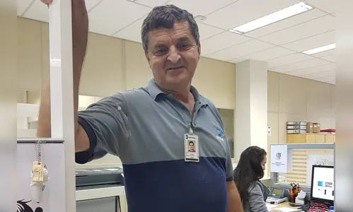 Detran-PR comemora recuperação de colaborador de 64 anos da Covid-19