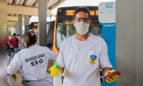 Projeto assegura pensão a família de trabalhador essencial que morrer de Covid-19  