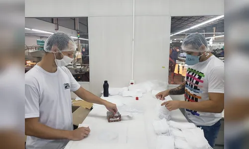 Empresas de Apucarana iniciam produção de máscaras e jalecos para combater pandemia