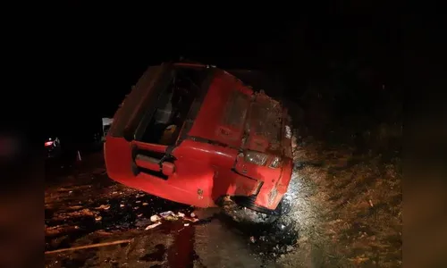 Homem morre após colisão com carreta na BR-376