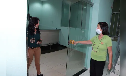 Bandidos arrombam Cine Teatro Fênix em Apucarana e levam violões