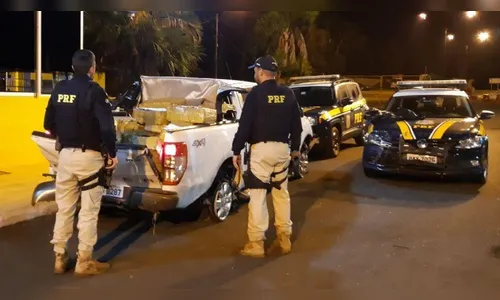 Polícia Rodoviária Federal apreende 1 tonelada de maconha no Paraná
