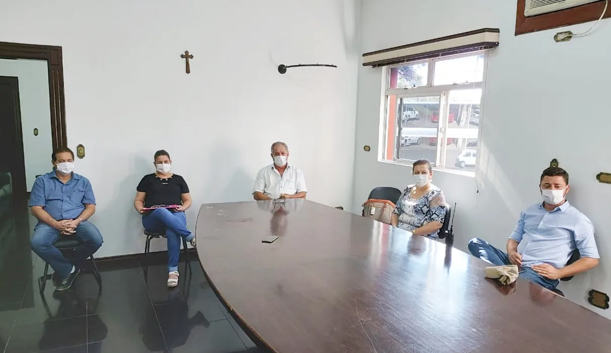 Novo decreto prevê rigor na fiscalização e uso obrigatório de máscaras em Jandaia do Sul