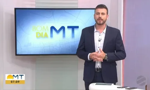 Repórter da Globo é despedido após deixar 'nude' aparecer durante jornal ao vivo 