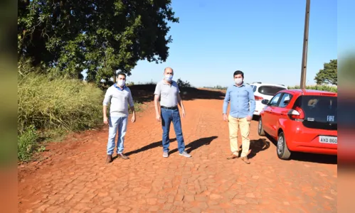
							Pavimentação da estrada rural do Alecrim em Ivaiporã está concluída
						
						