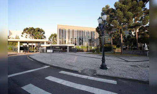 Deputados votam em segundo turno projeto que obriga uso de máscaras do Paraná