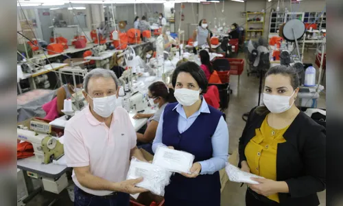 ACIA doa máscaras e jalecos para o Hospital da Providência