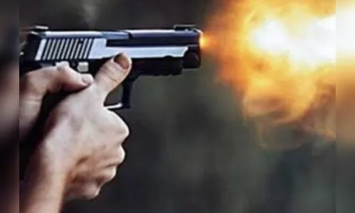 Homem faz disparos com arma de fogo durante festa em Mauá da Serra 
