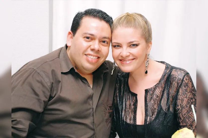  Karina Teixeira e o esposo Júlio Souza  