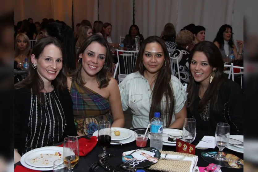   Claudia Biazzi, Camila Rank, Juliana Namba e Priscila Imada 