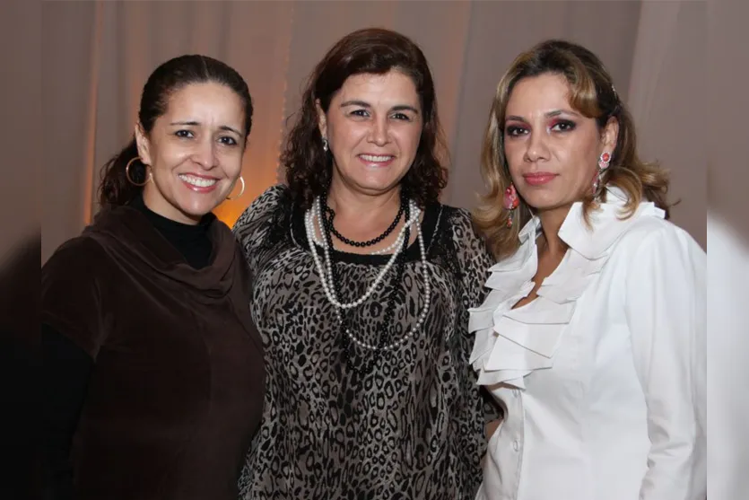   Valdelice Moraes, Tereza Dias de Oliveira e Luciana Manganotti 