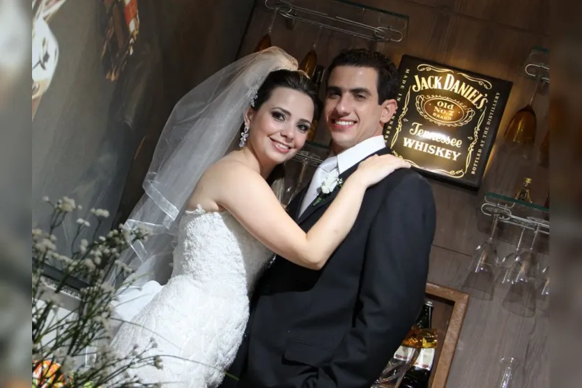   Heloisa Balan e Dinho Gaspar casaram-se no último dia 12 