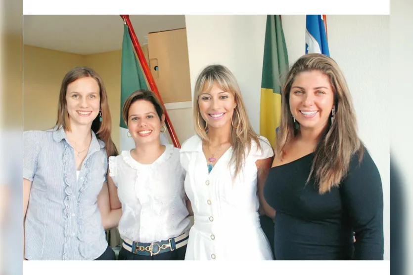   Flávia Pegorer Piccinato Borges, Elisângela Noel, Ana Paula Prado e Aline Graziela Oliveira 