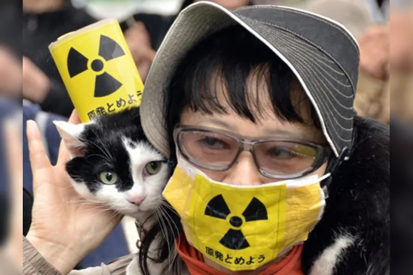  800 funcionários de Fukushima iniciam revisões médicas no Japão 