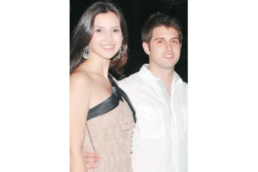   Anielle Avanci e Bruno Carletto, clicados em noite de niver na chácara Toca da Raposa  (Foto Cosmos Digital)  