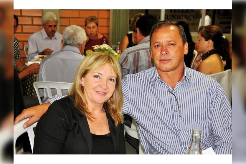   Entre outros vários casais, Maria Clicilde Souza e Juarez Teodoro de Souza prestigiaram jantar agitado da city 