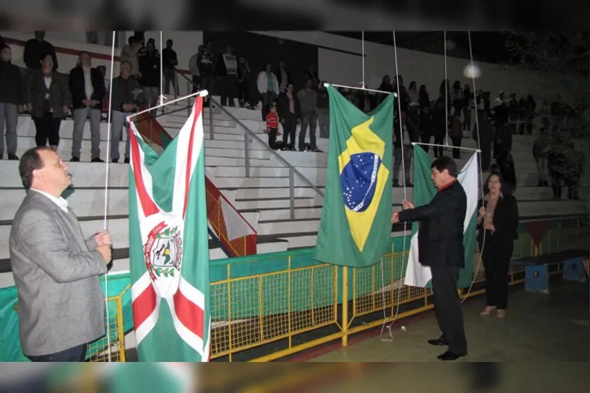   Jandaia do Sul abre os 59º Jogos Escolares do Paraná 
