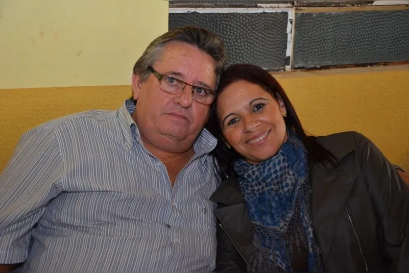   Cesar e Ednolia Vilas Boas marcam presença na página social 