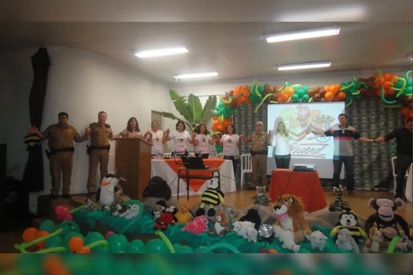  Diversas autoridades participaram da 3ª formatura do Proerd  em São Pedro do Ivaí 