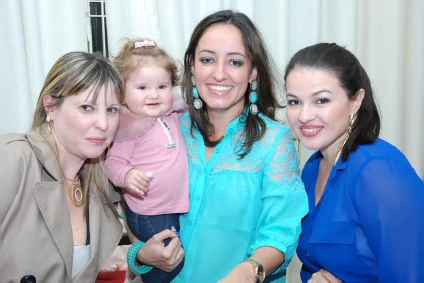   Andressa Souza, Maria Victoria, Carina Muller e Geisianne Rizo  