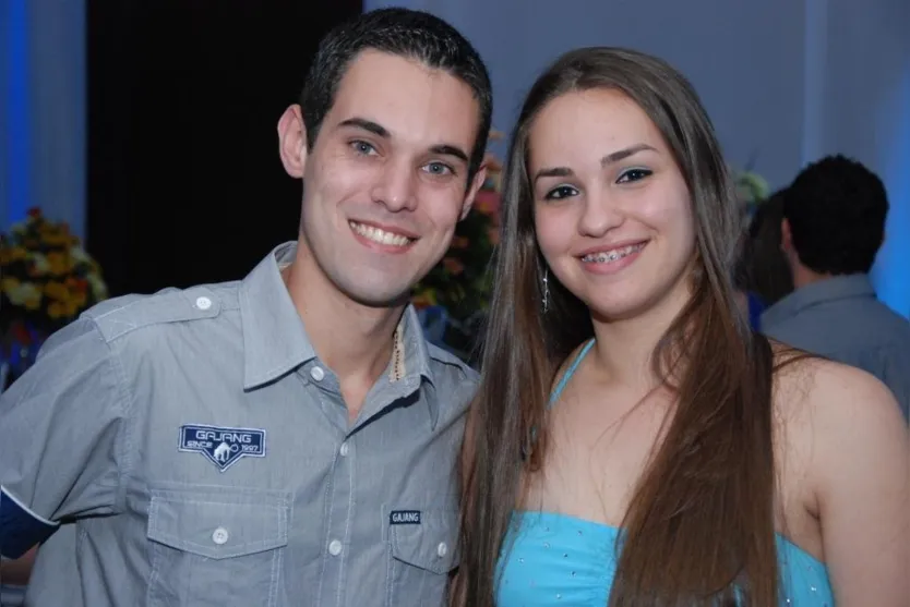   Leandro Alves e Polyana Garcia 