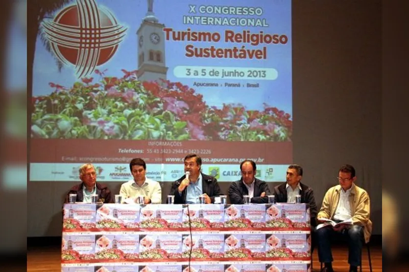  Entrevista coletiva das autoridades municipais sobre o  10º Congresso Internacional de Turismo Religioso Sustentável 
