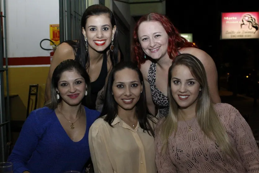   Sarina Nunez, Renata Tavarez Muraro,Elenice Ferreira, Paula Caroline e Karina Chiarello.  