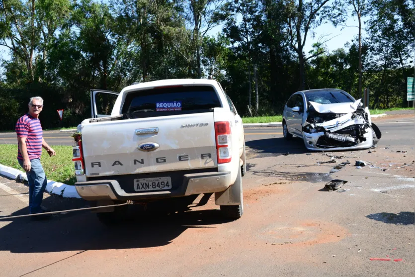  O acidente ocorreu por volta das 10h30min da manhã desta quinta-feira (21) no trevo do Distrito João Vieira - Foto: Delair Garcia 