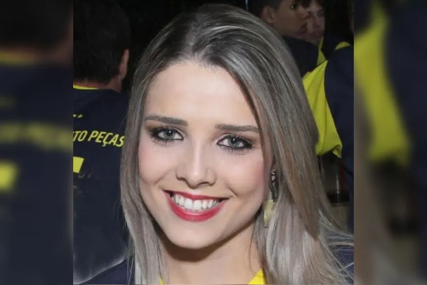  Camila Souza  