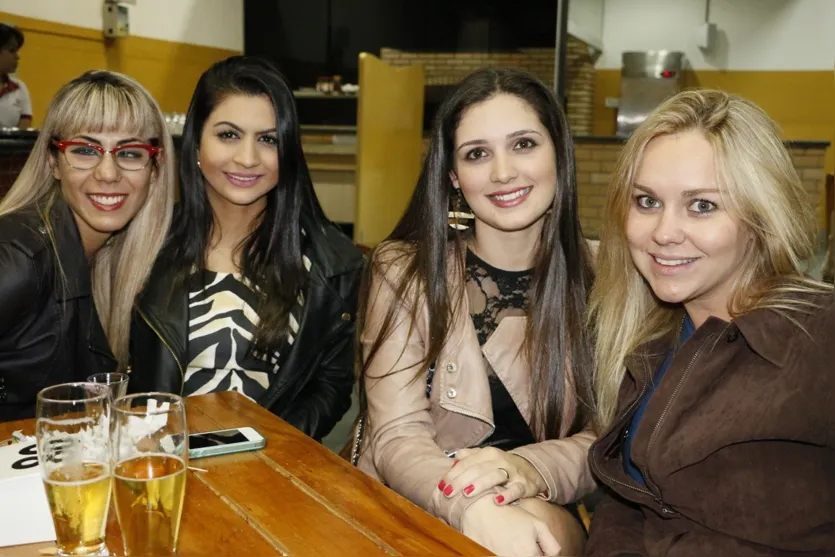   Ane Mendes,Marcela Finotti, Naira Ramos, Priscila Carvalho 