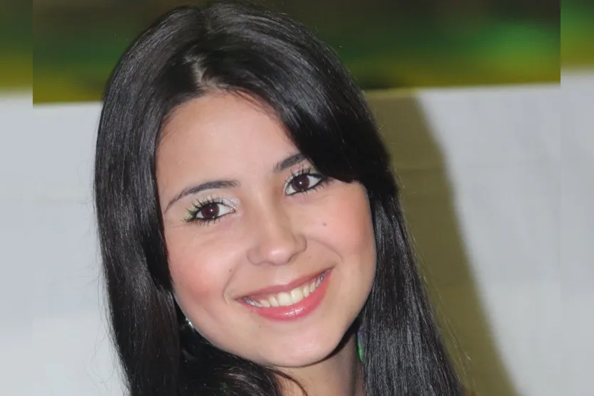   Fernanda Oliveira  