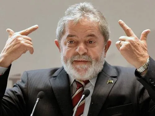 Lula diz que 'não se pode brincar com eleição'