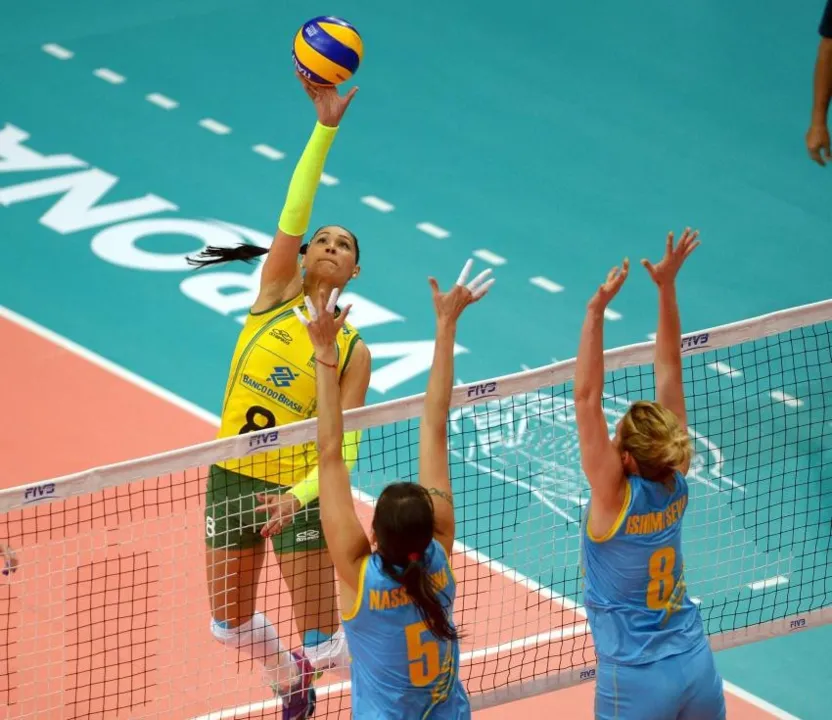 Brasileiras bate o Cazaquistão e continua invicta no Mundial de vôlei