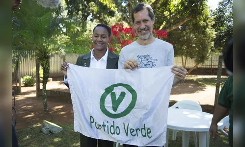 PV de Eduardo Jorge decide apoiar Aécio no 2º turno