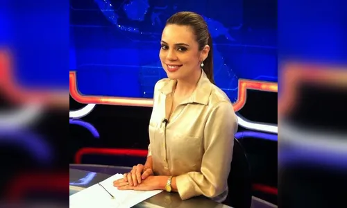 Procedimento cirúrgico no rosto afasta Rachel Sheherazade de jornal