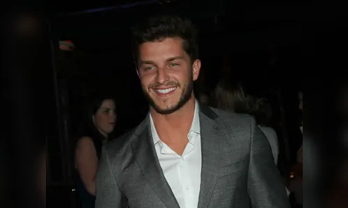 Klebber Toledo afirma que não ficou amigo de Marina Ruy Barbosa