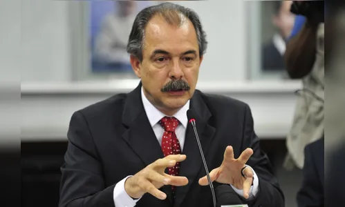 Mercadante elogia atuação de ministro da Fazenda no Senado
